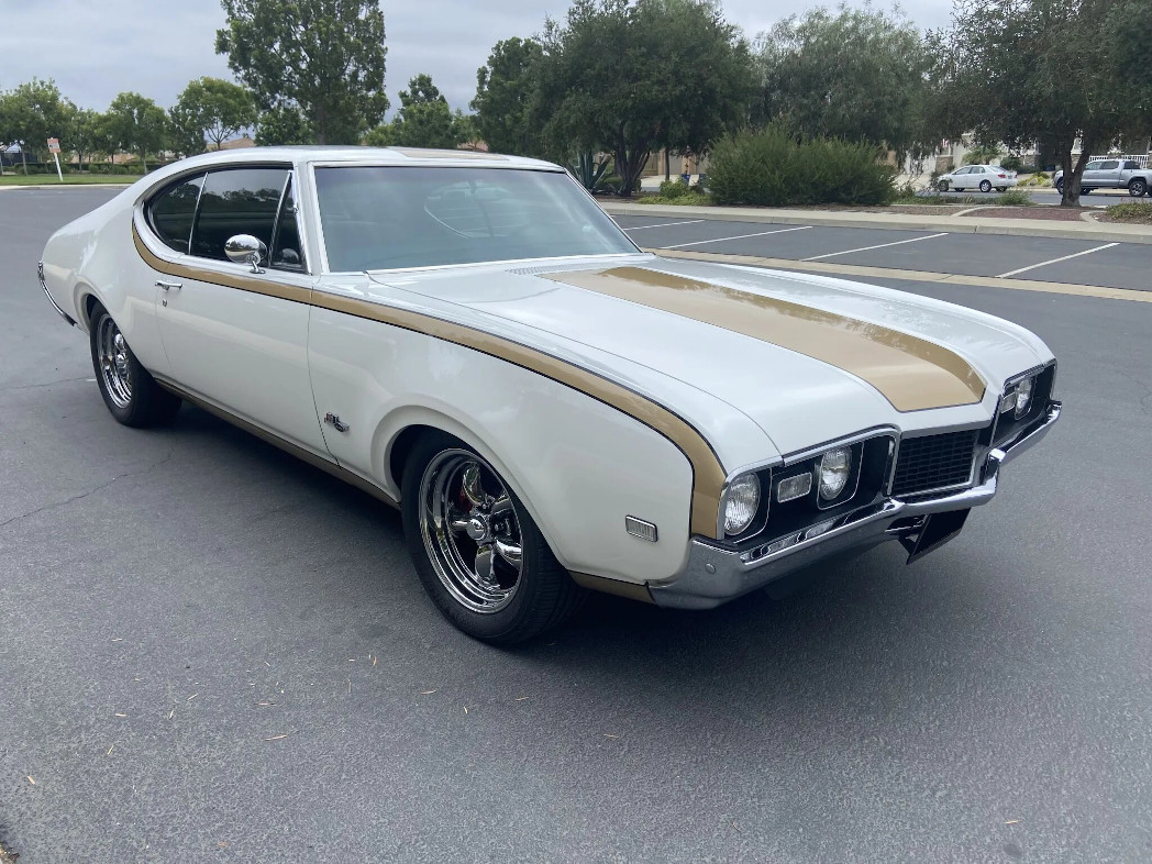 oldsmobile cutlass supreme
