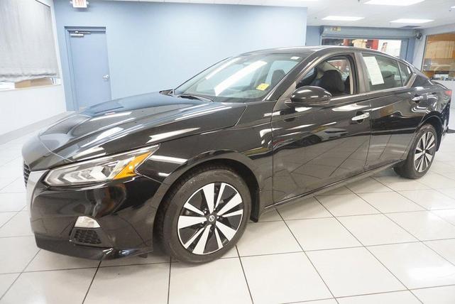 2021 nissan altima 2.5 sv