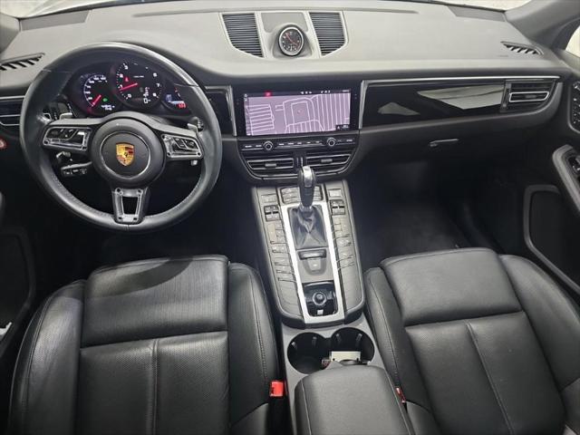2021 porsche macan base