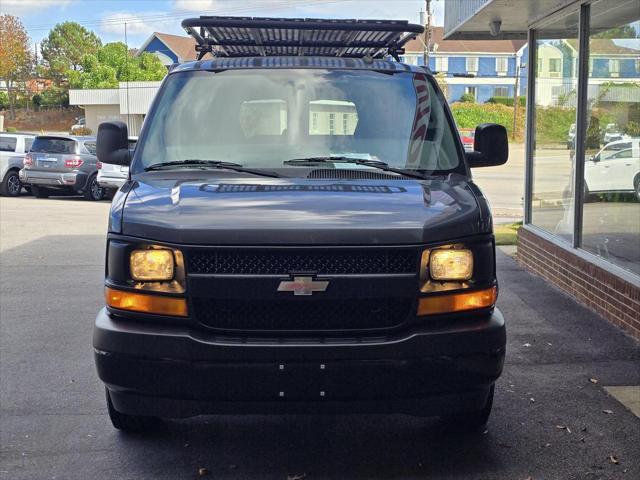 2017 chevrolet express 3500 ls