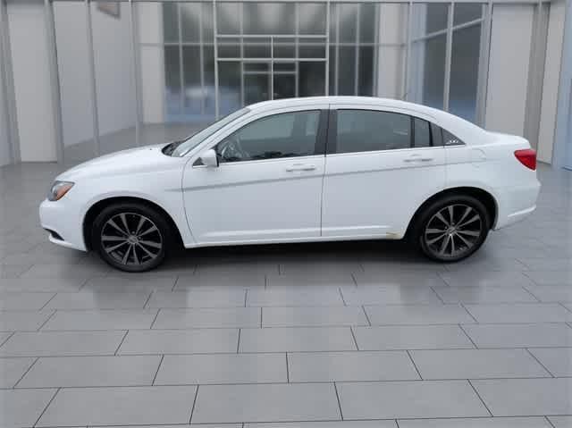 2013 chrysler 200 limited