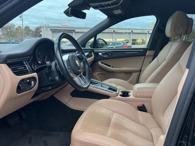 2021 porsche macan base