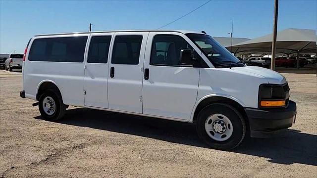 2017 chevrolet express 2500 work van