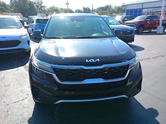 2022 kia seltos ex