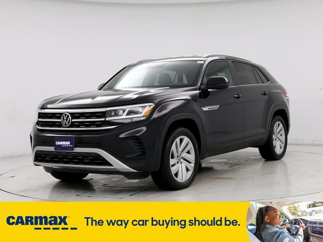 2022 volkswagen atlas cross sport se w/tech
