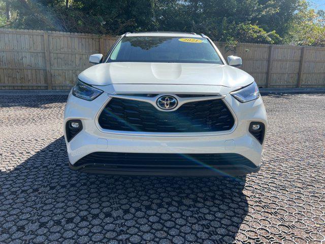 2021 toyota highlander xle