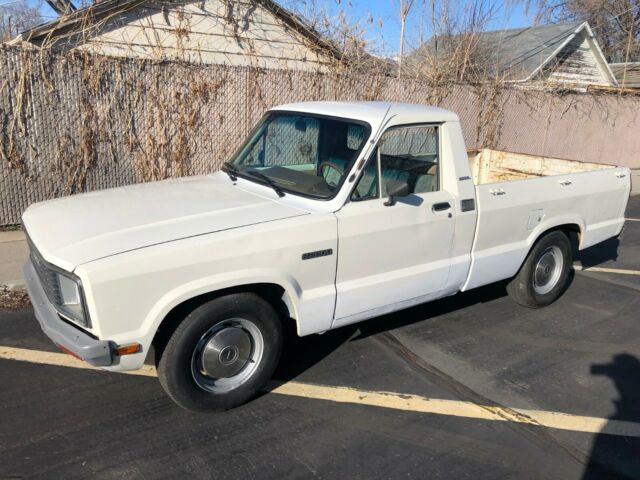 b2200 diesel pickup truck 5speed