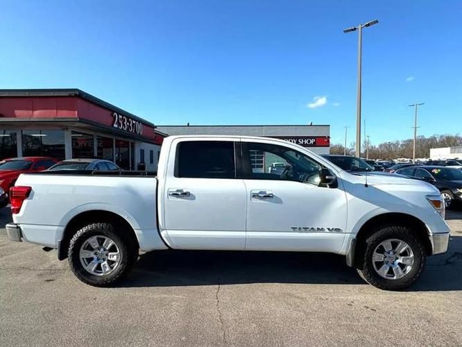 2018 nissan titan crew cab s 4dr 4x4 crew cab 5.5 ft. box 139.8 in. wb in lexington, kentucky