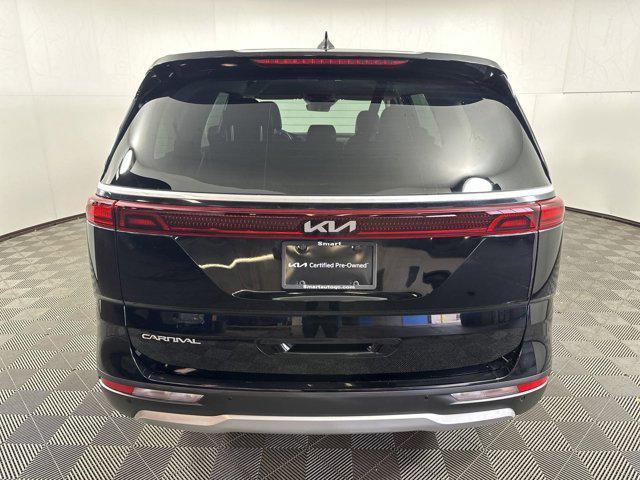2023 kia carnival lx