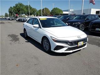 2025 Hyundai Elantra blue