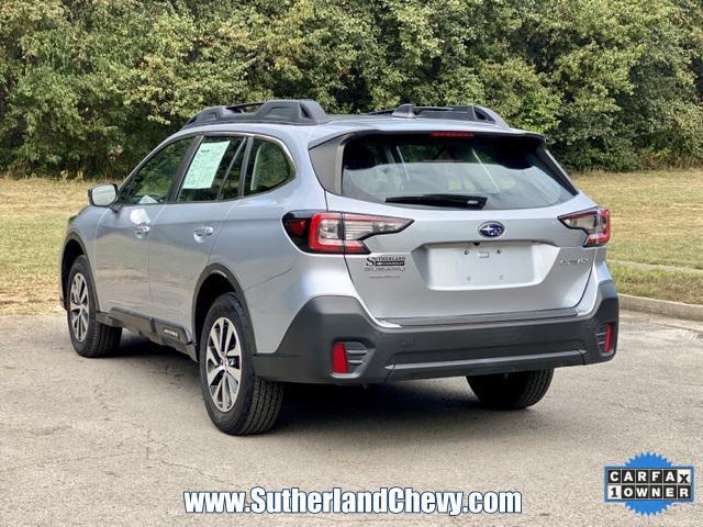 2021 subaru outback base