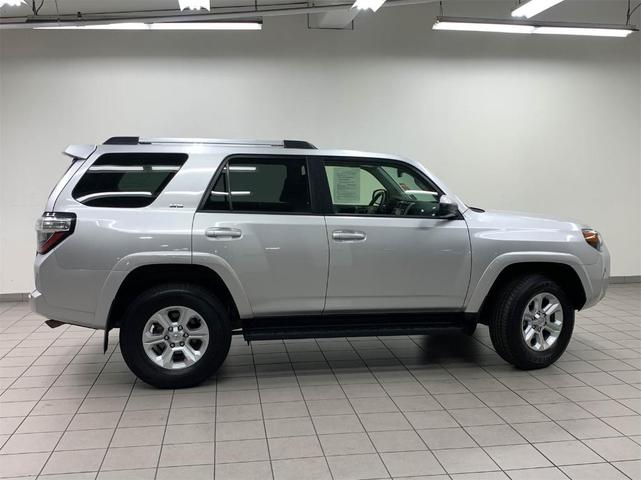 2023 toyota 4runner sr5 4wd