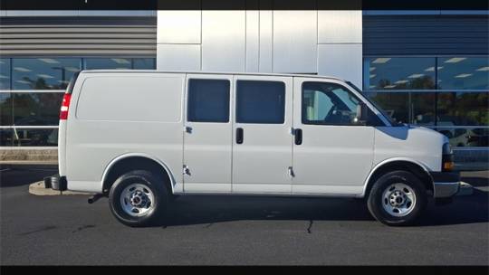 2022 GMC Savana