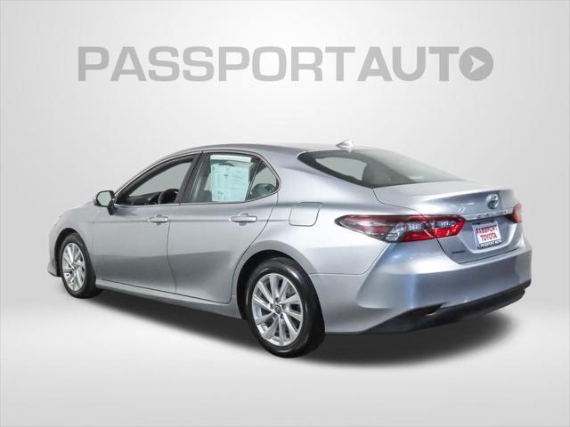2023 toyota camry le