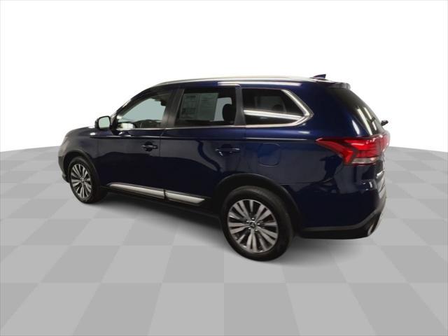 2020 mitsubishi outlander es