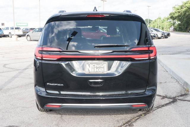 2022 chrysler pacifica touring-l
