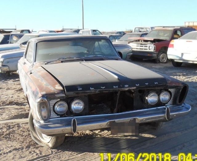1963 plymouth fury this is a project / parts car