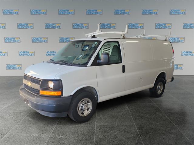 2017 chevrolet express 2500 work van