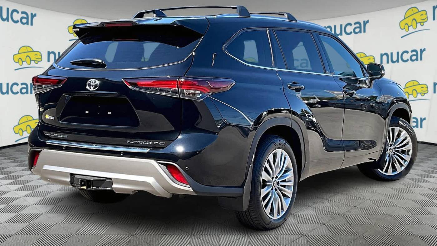 2024 toyota highlander platinum