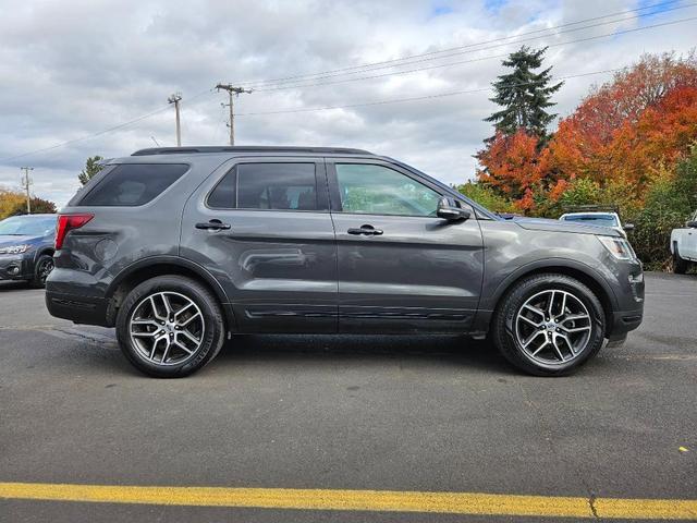2019 ford explorer sport
