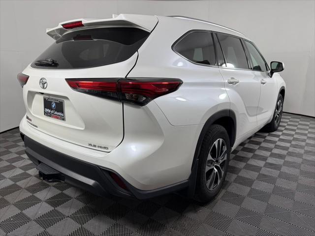 2021 toyota highlander xle