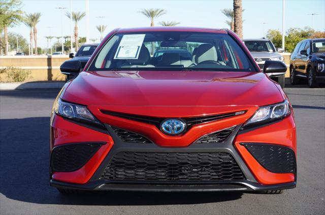 2022 toyota camry se