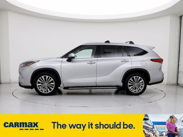2022 toyota highlander platinum