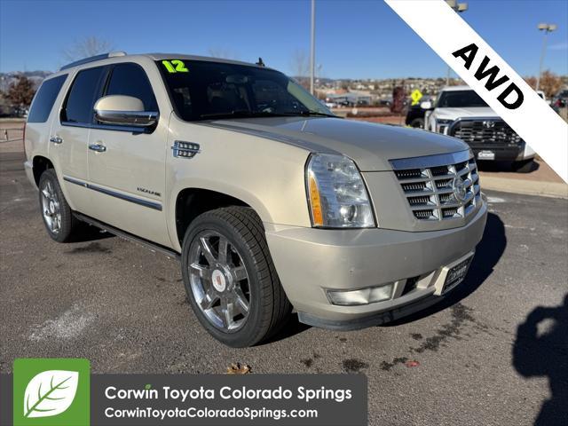 2012 cadillac escalade luxury