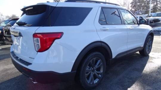 2021 ford explorer xlt