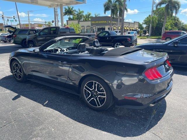 2022 ford mustang ecoboost premium