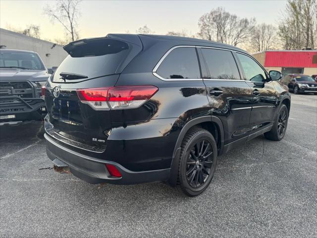 2019 toyota highlander se