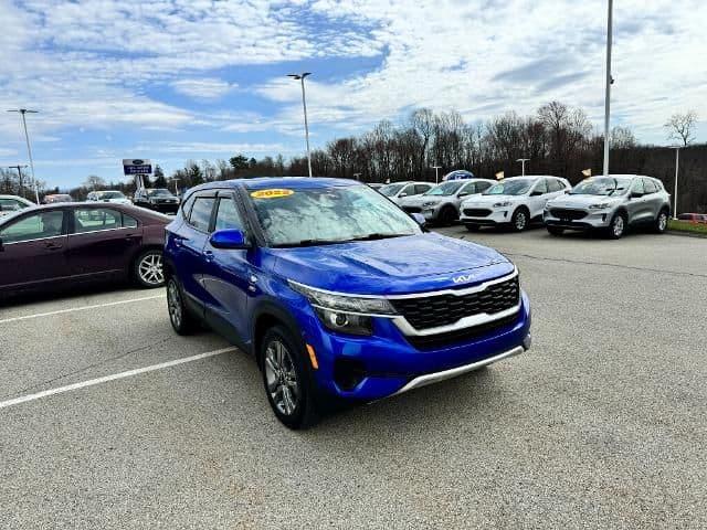 2022 kia seltos lx in brownsville, pennsylvania