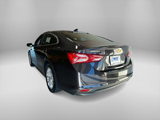 2022 chevrolet malibu fwd lt