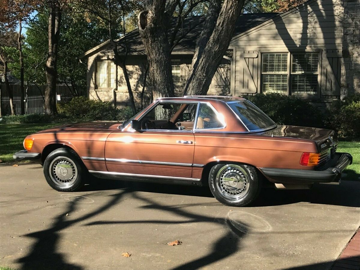 v8 convertible w/ soft and hard tops, rear seat, hardtop storage rack, car cover