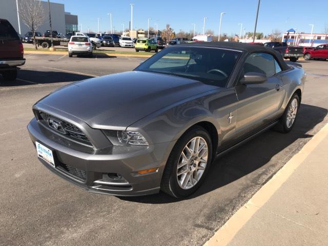 2014 ford mustang v6 v6 2dr convertible for sale in grand forks, north dakota