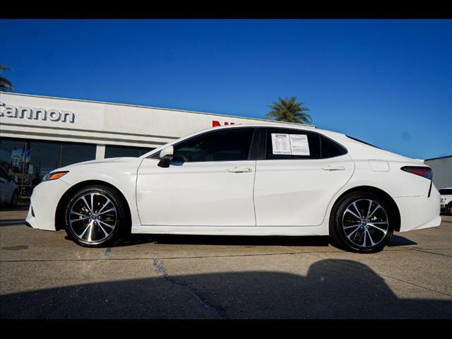 2019 toyota camry se