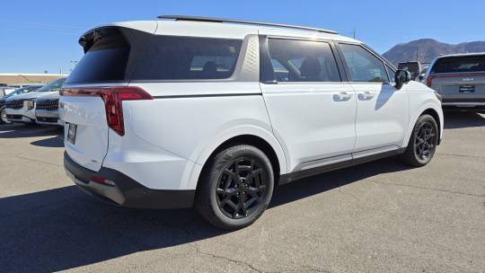 2025 Kia Carnival