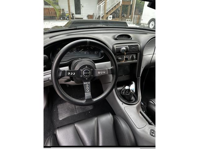 1995 ford mustang gt