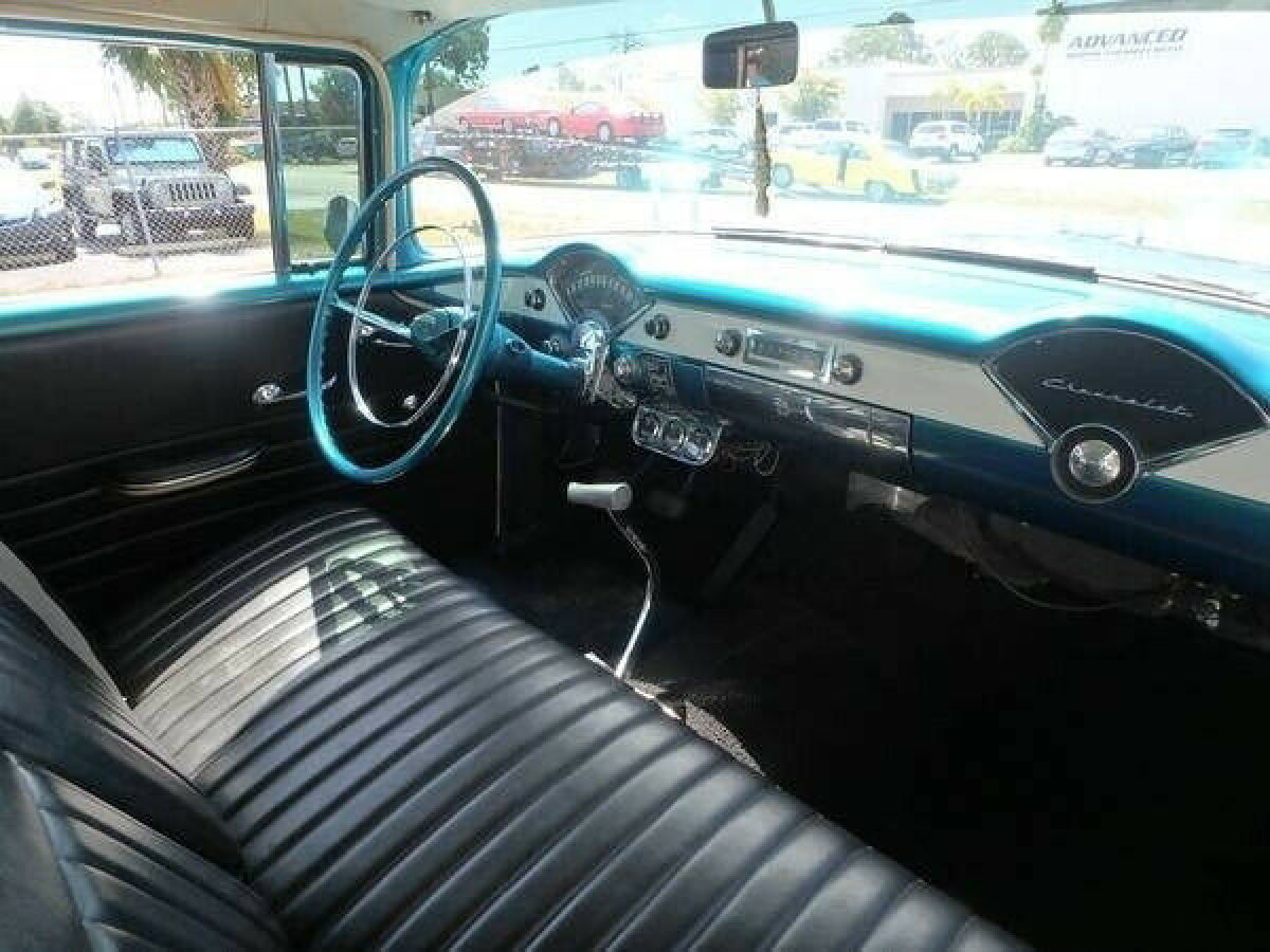 1955 chevrolet bel air 350 cid motor 4 speed manual transmission two tone paint