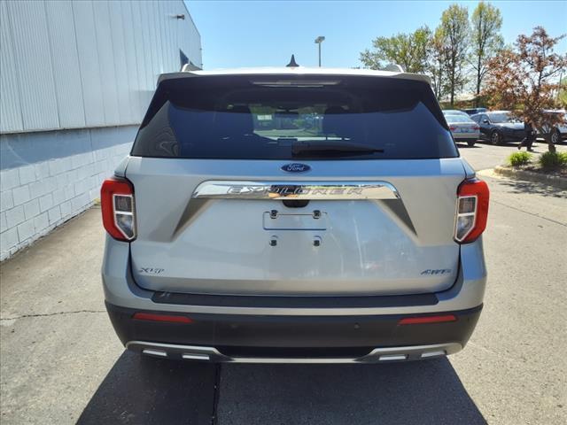 2021 ford explorer xlt