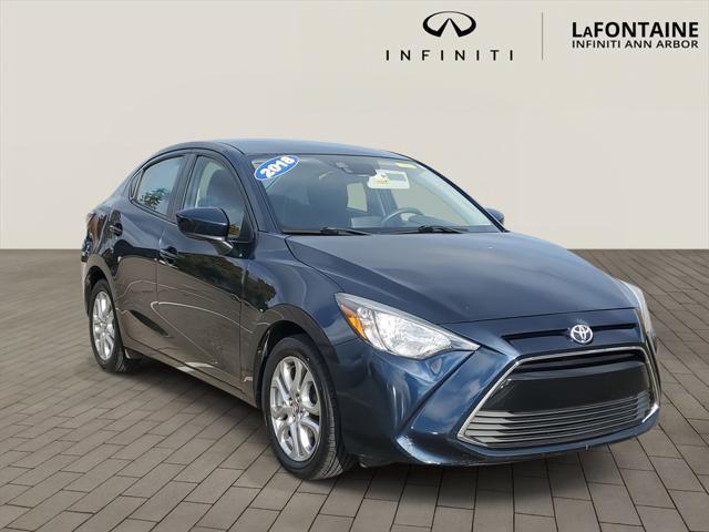 2018 toyota yaris ia base