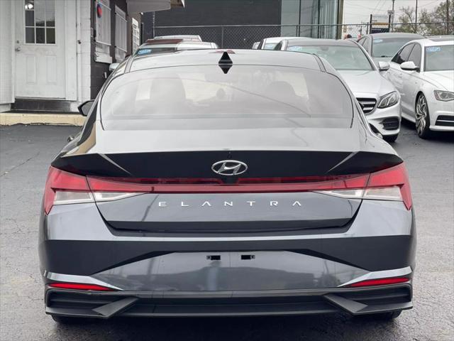 2022 hyundai elantra sel