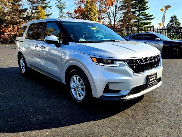 2022 kia carnival lxs