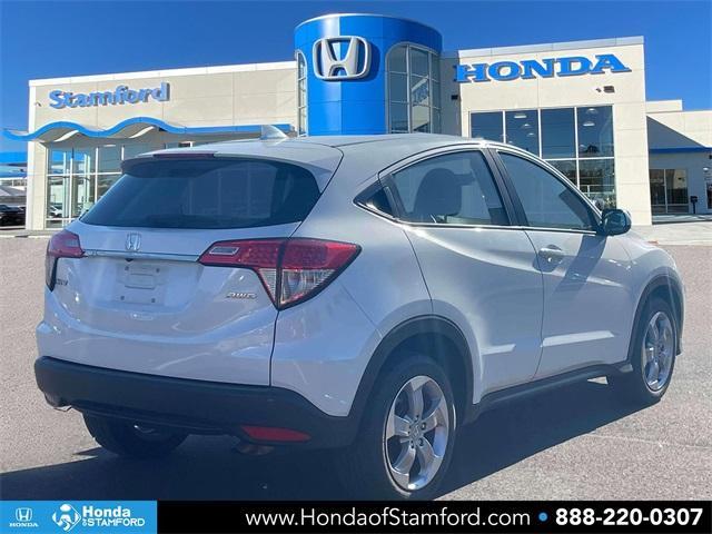 2022 honda hr-v lx