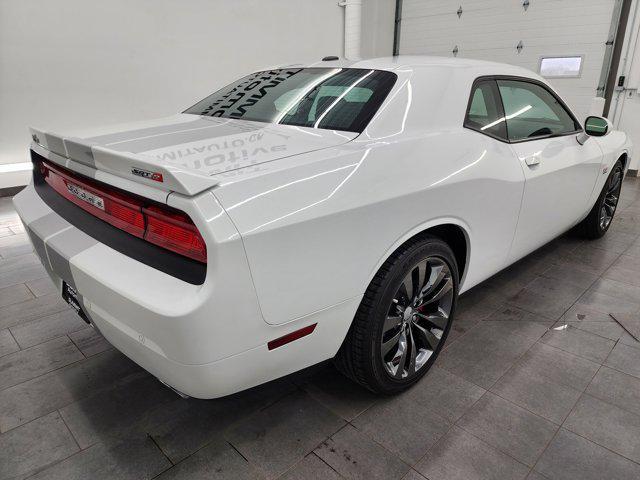 2014 dodge challenger srt8