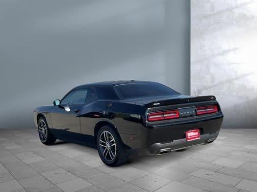 2019 dodge challenger sxt in iowa city, iowa