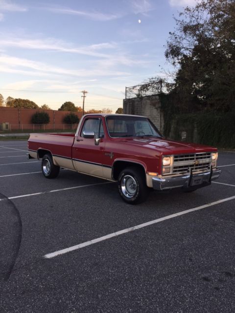 1985 chevy scottsdale 350,auto, original paint