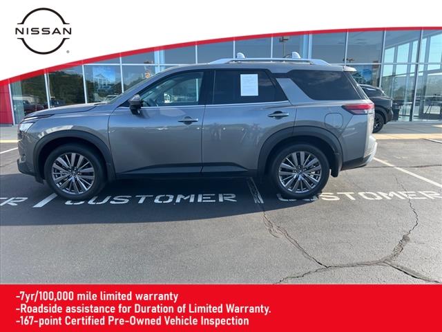 2023 nissan pathfinder sl