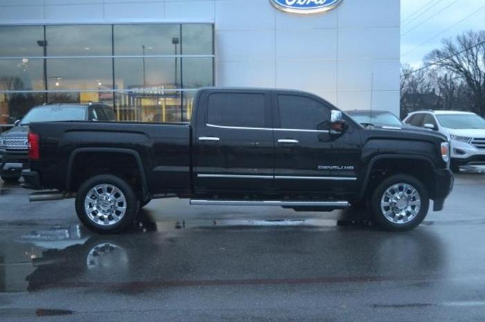 2017 gmc sierra 2500hd denali 4x4 denali 4dr crew cab sb for sale in siloam springs, arkansas