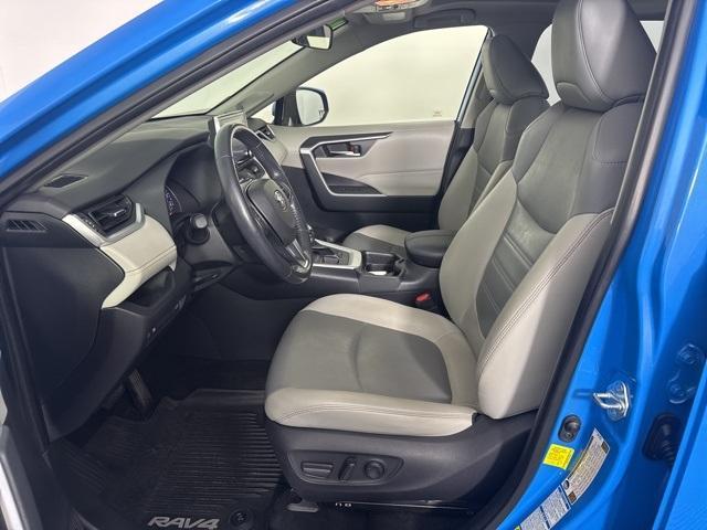 2019 toyota rav4 xle premium